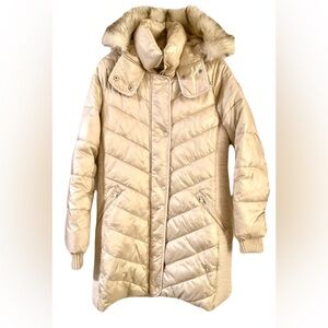 Abercrombie & Fitch Women's Beige Puffer Coat